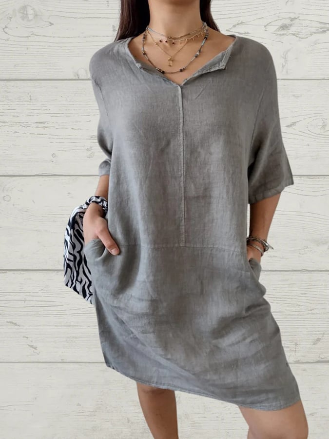 Women's casual V-neck dress with pockets in solid color
